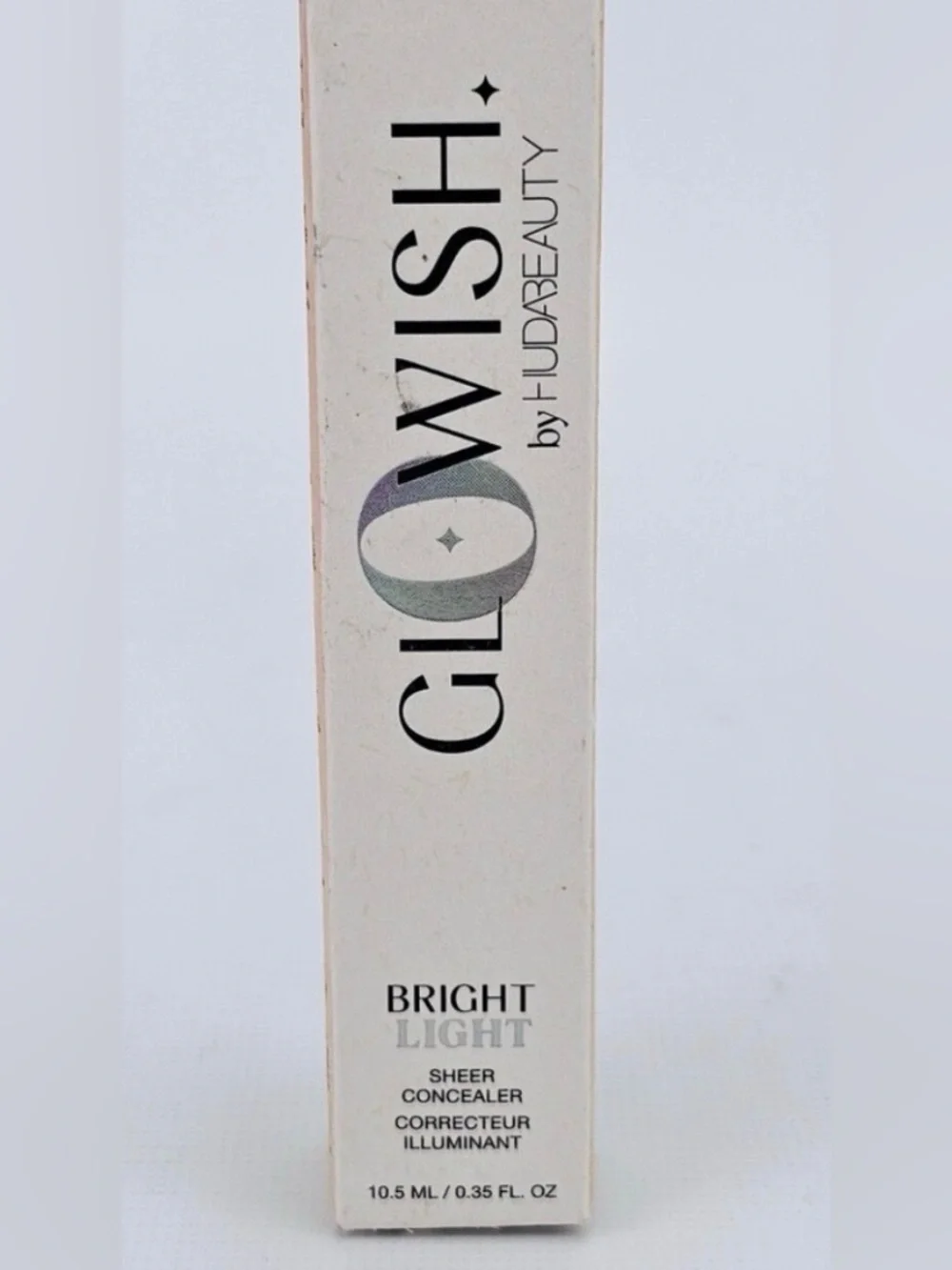Huda Beauty  GloWish Bright Light Sheer Concealer in 03 LIGHT
